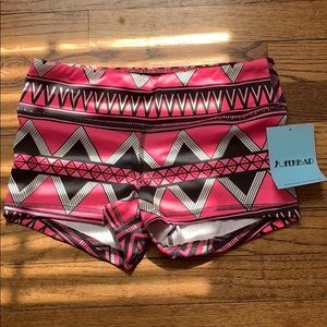 NWT FLEO Pink Tribes